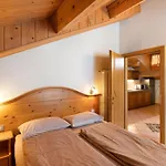 Piz Saliente Apartment *
